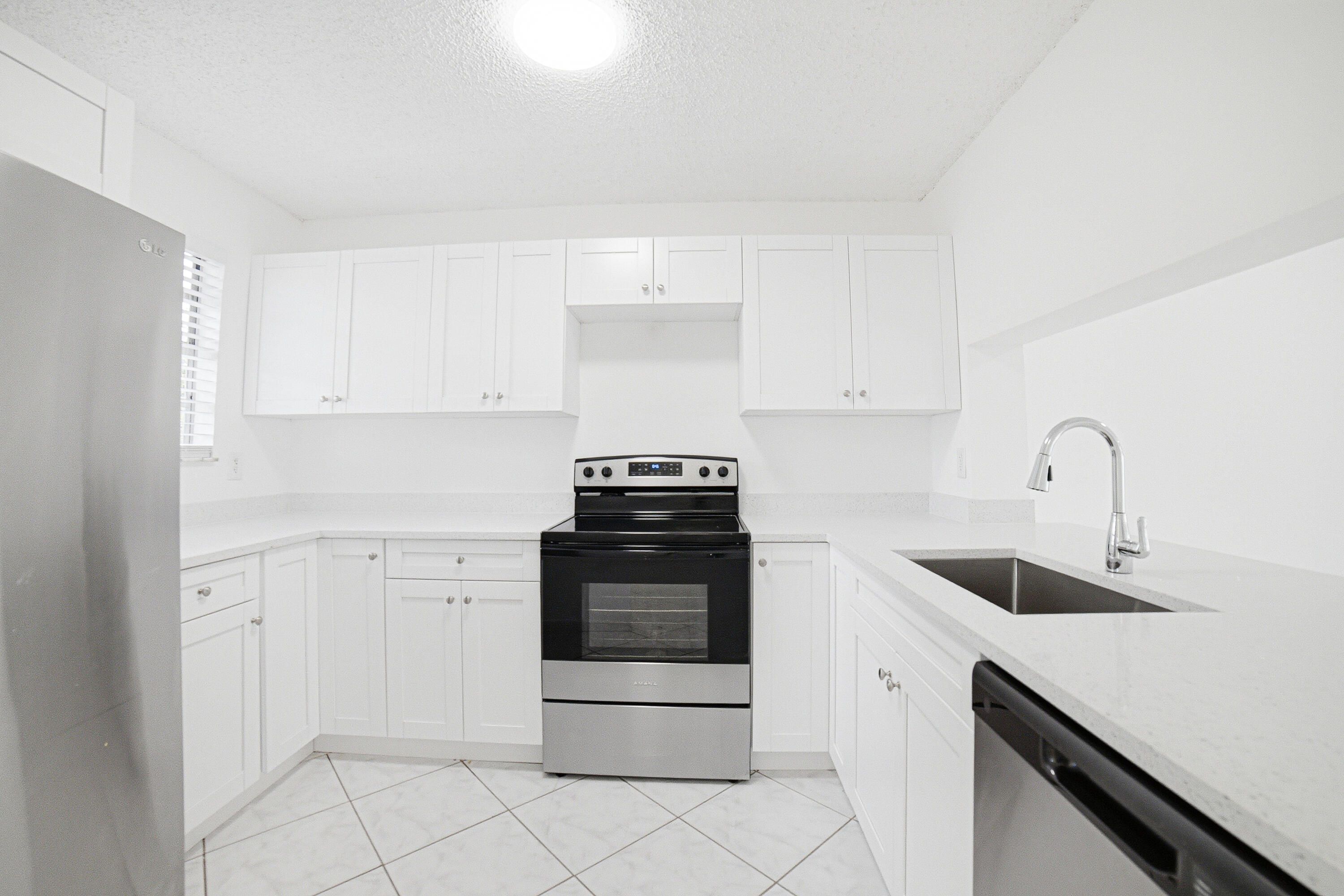 8207 Fairway Road # 8207, Sunrise FL 33351