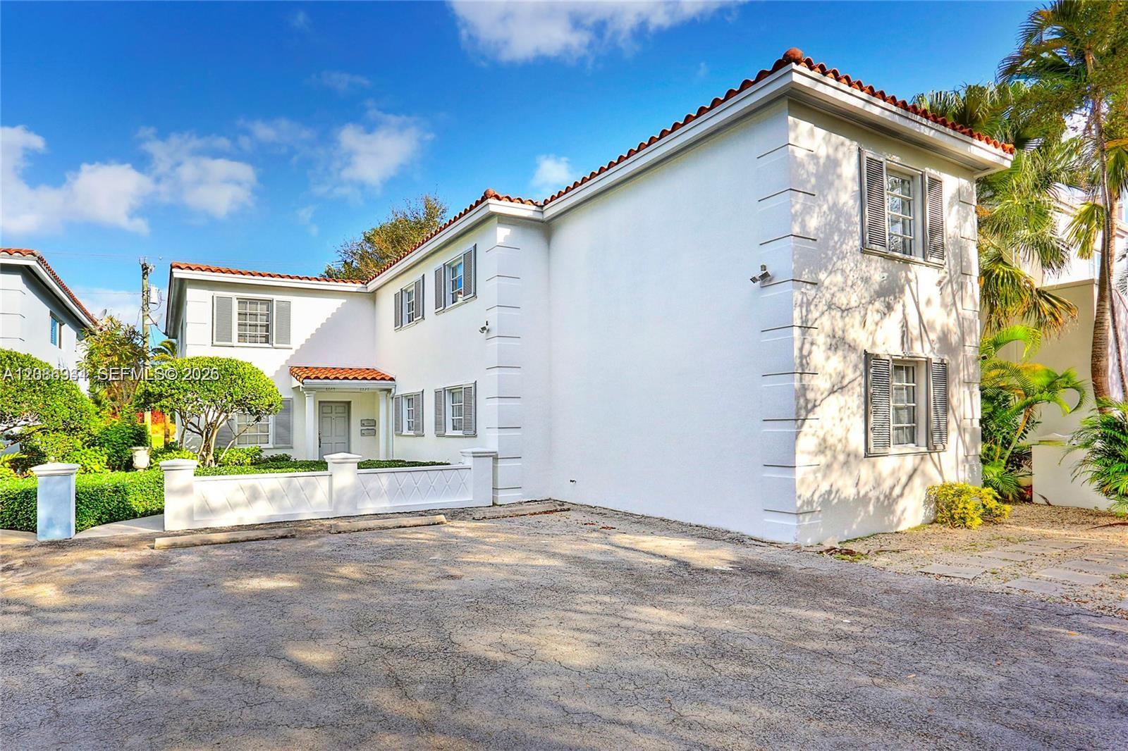 1175 Campo Sano Ave # 1175, Coral Gables FL 33146