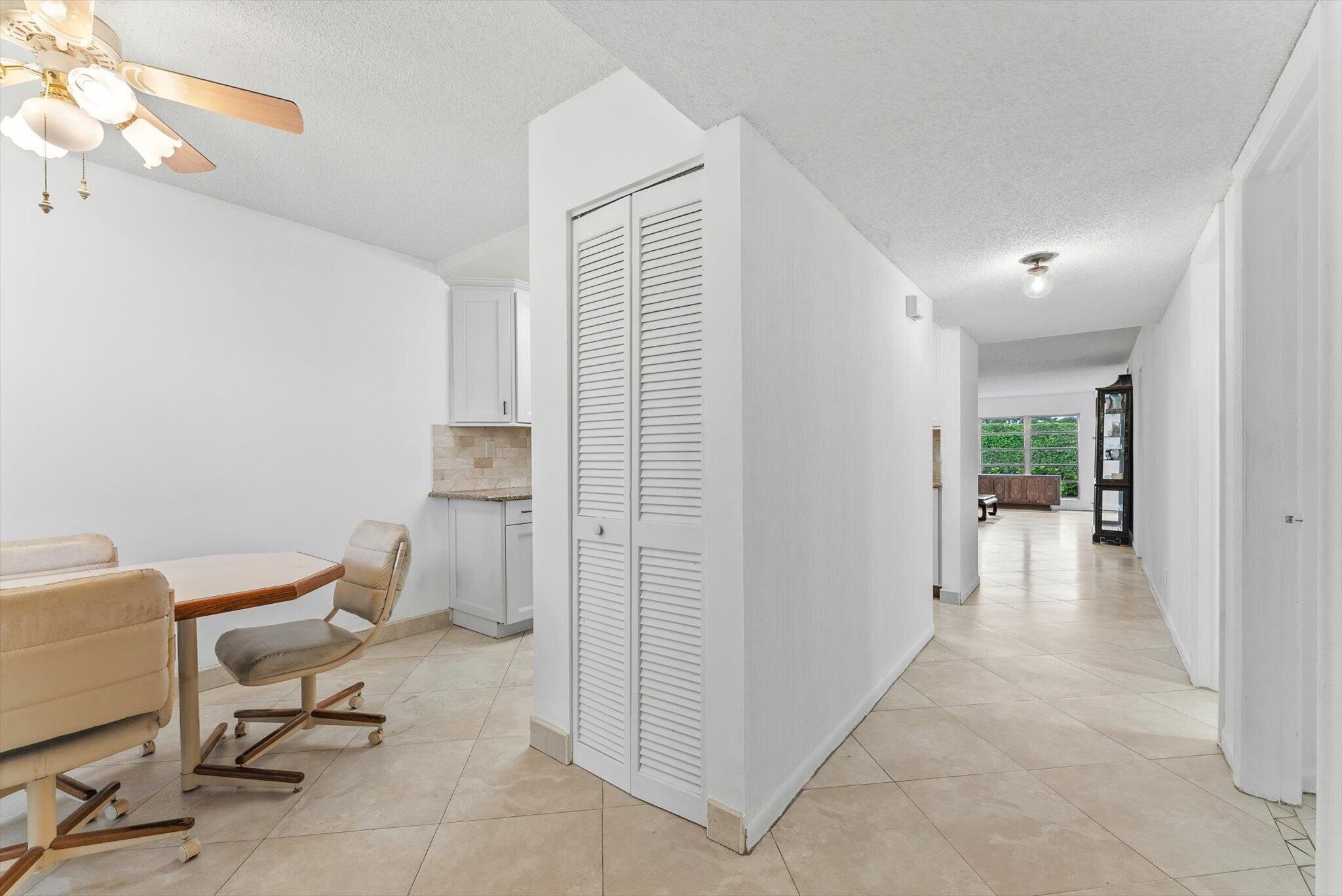 5635 QUEEN PALM Court # D — Photo 5