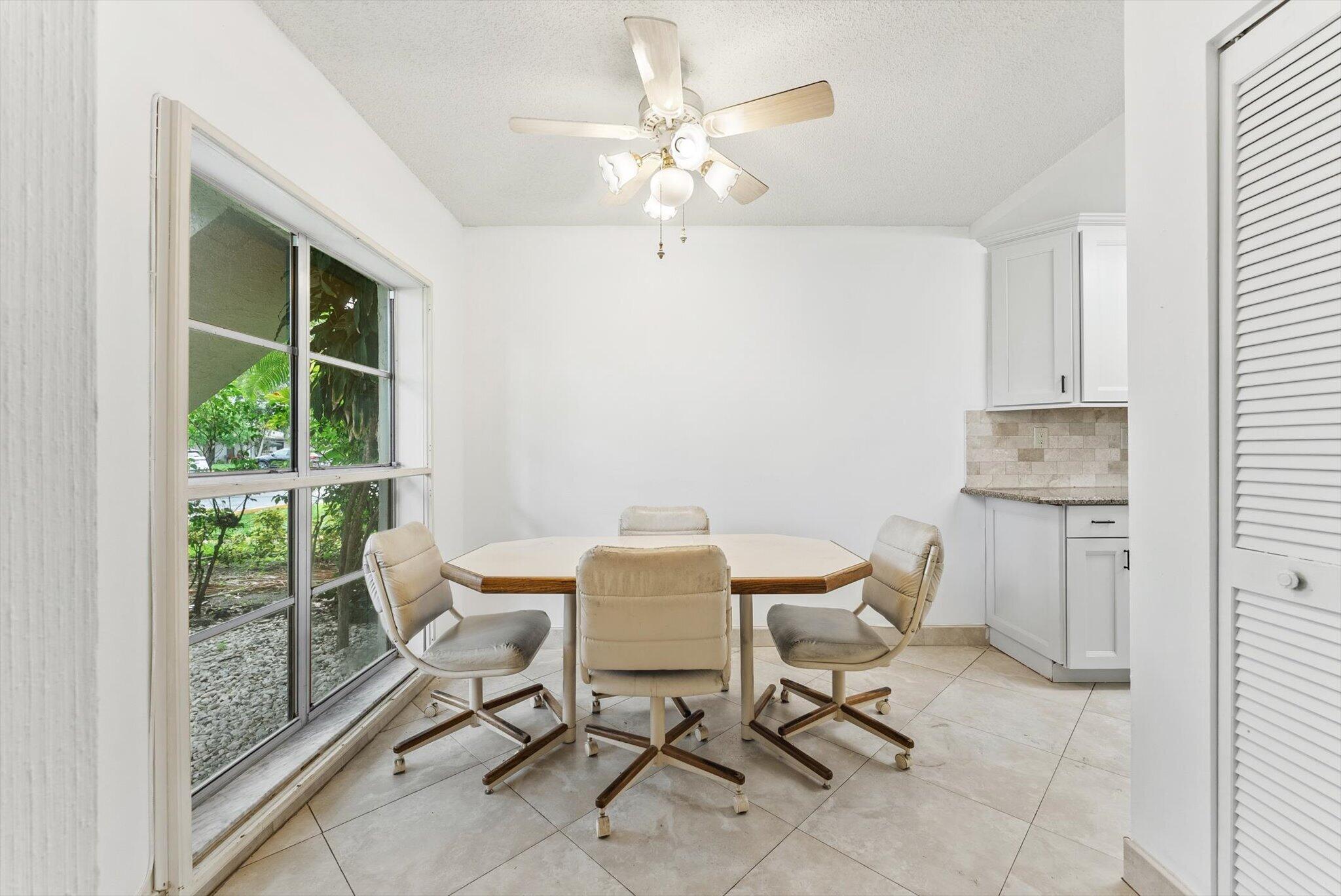 5635 QUEEN PALM Court # D — Photo 4