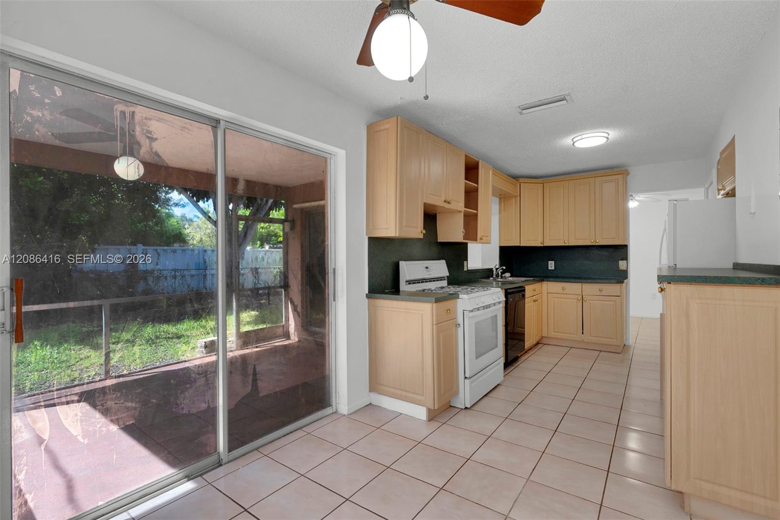 10780 NW 29th Ct — Photo 5