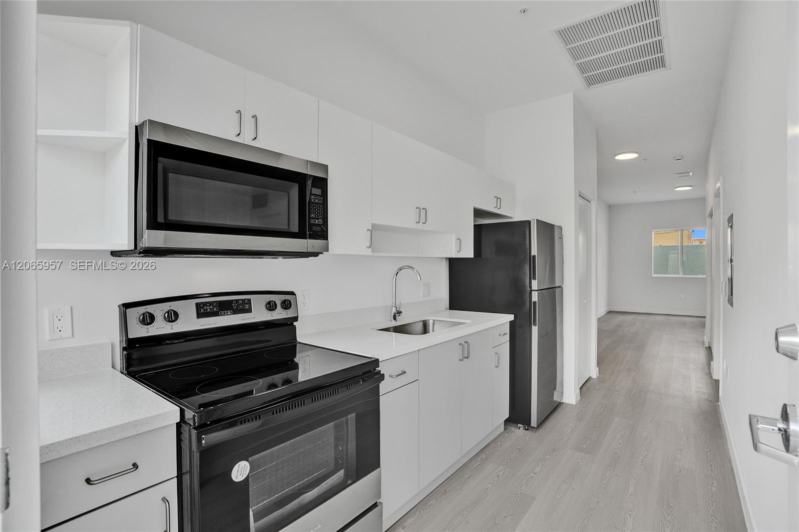 1567 NW 1st St # 6, Miami FL 33125