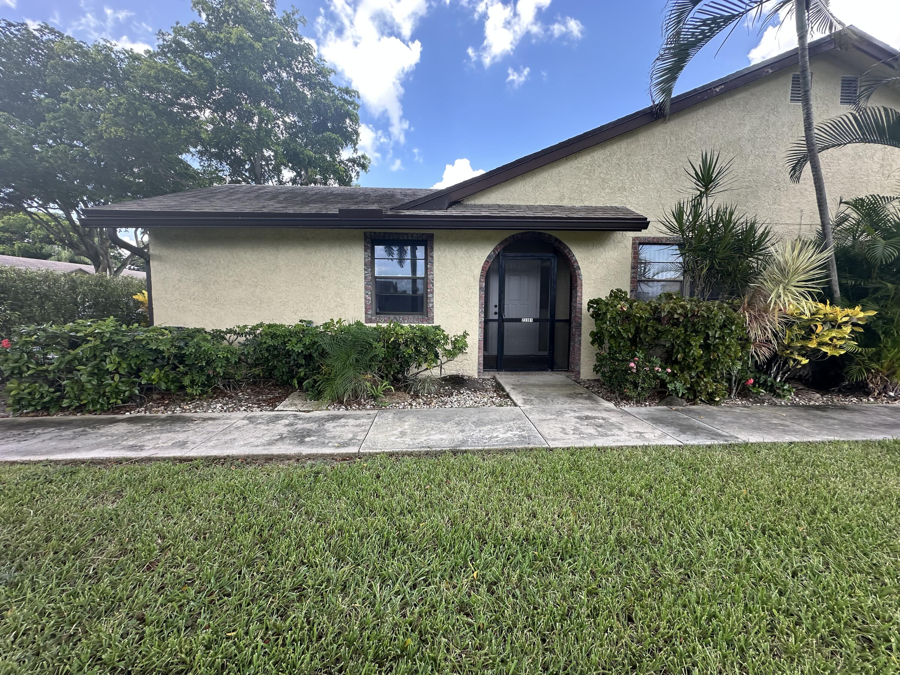 23301 BARLAKE Drive — Photo 2