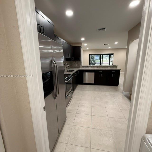 19229 E Lake Dr — Photo 5