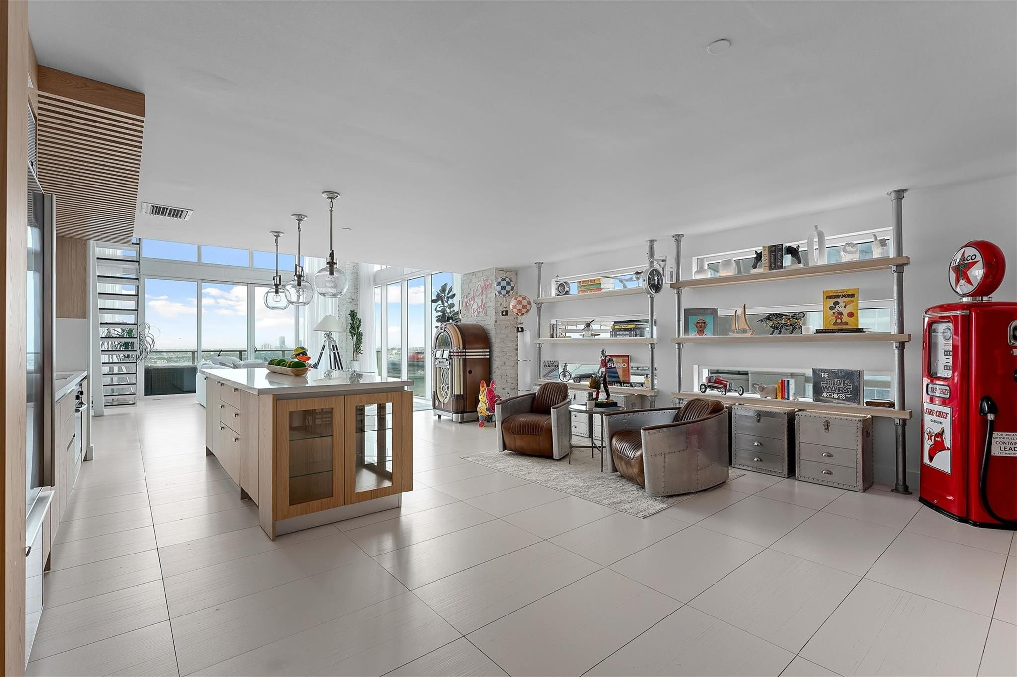 1040 Biscayne Boulevard # 2101 — Photo 5