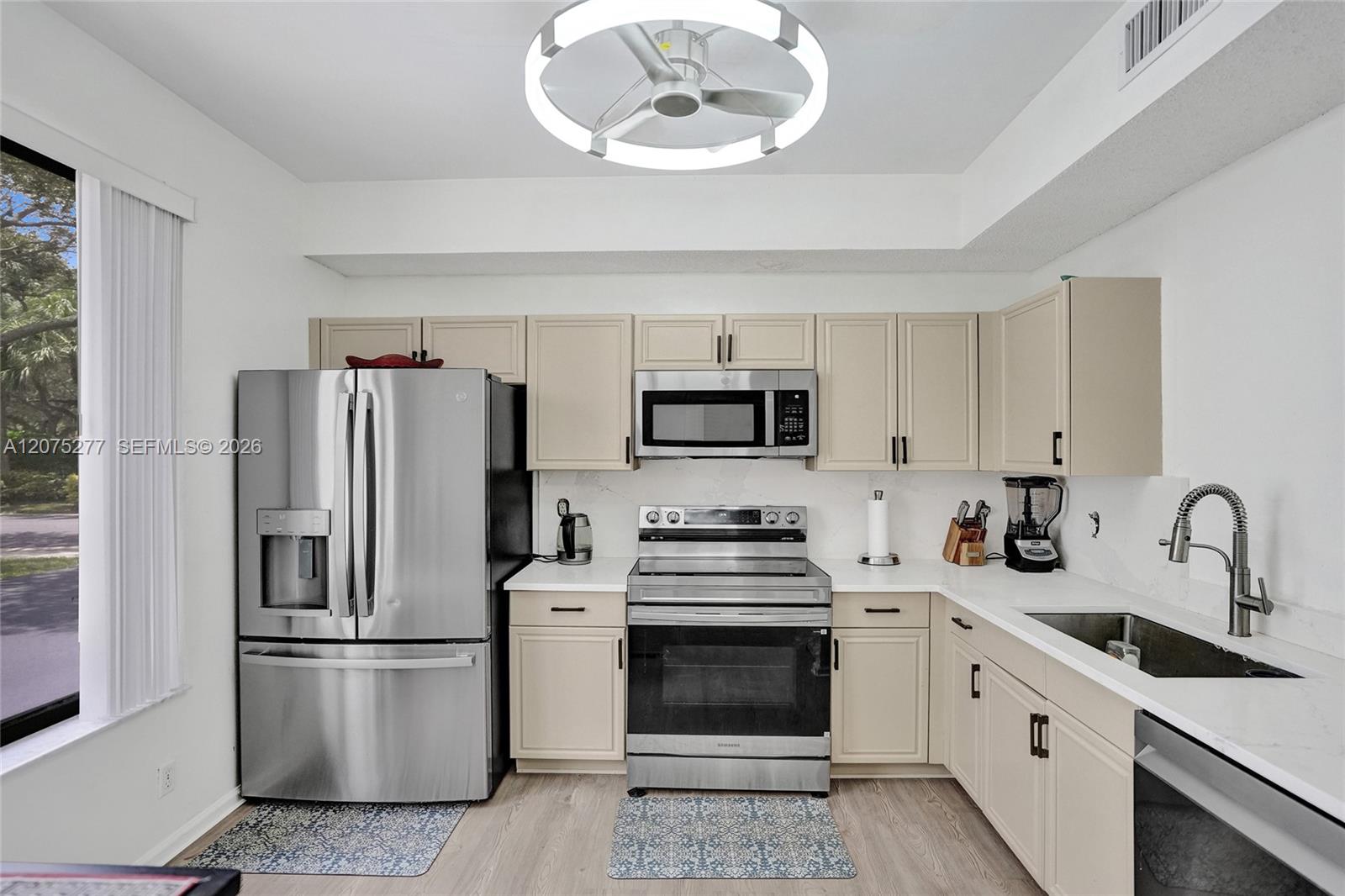 7525 NW 61st Ter # 3101 — Photo 3