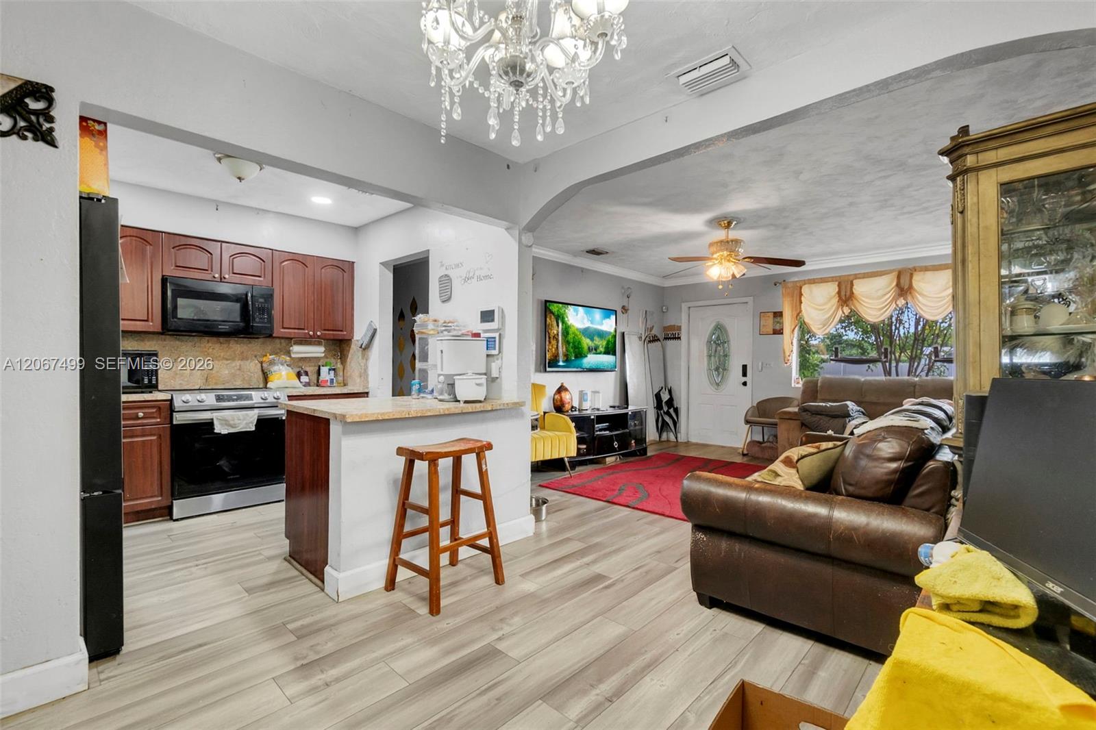 6921 Taylor St — Photo 4
