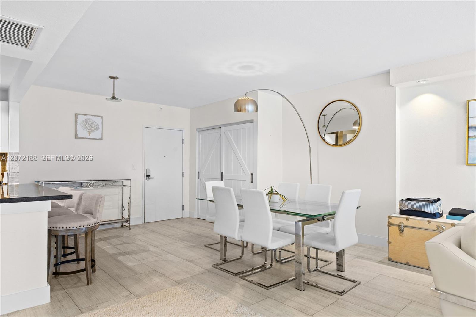 2301 Collins Ave # 1007 — Photo 4