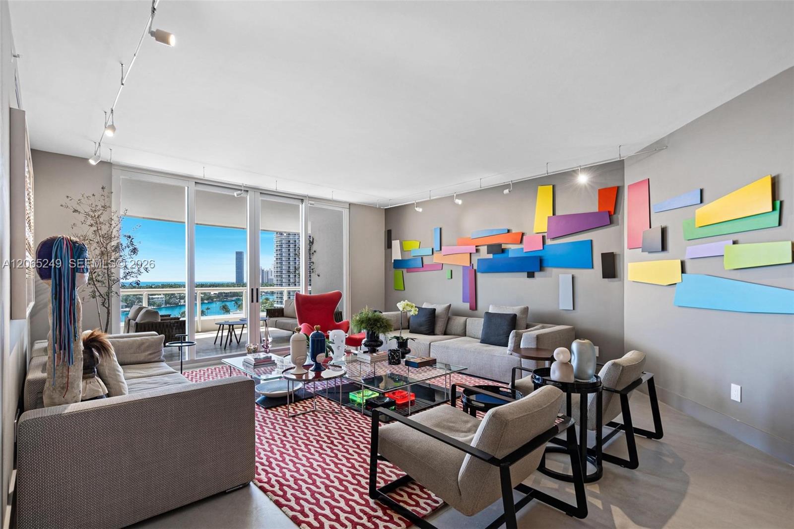 21050 Point Pl # 1006, Aventura FL 33180