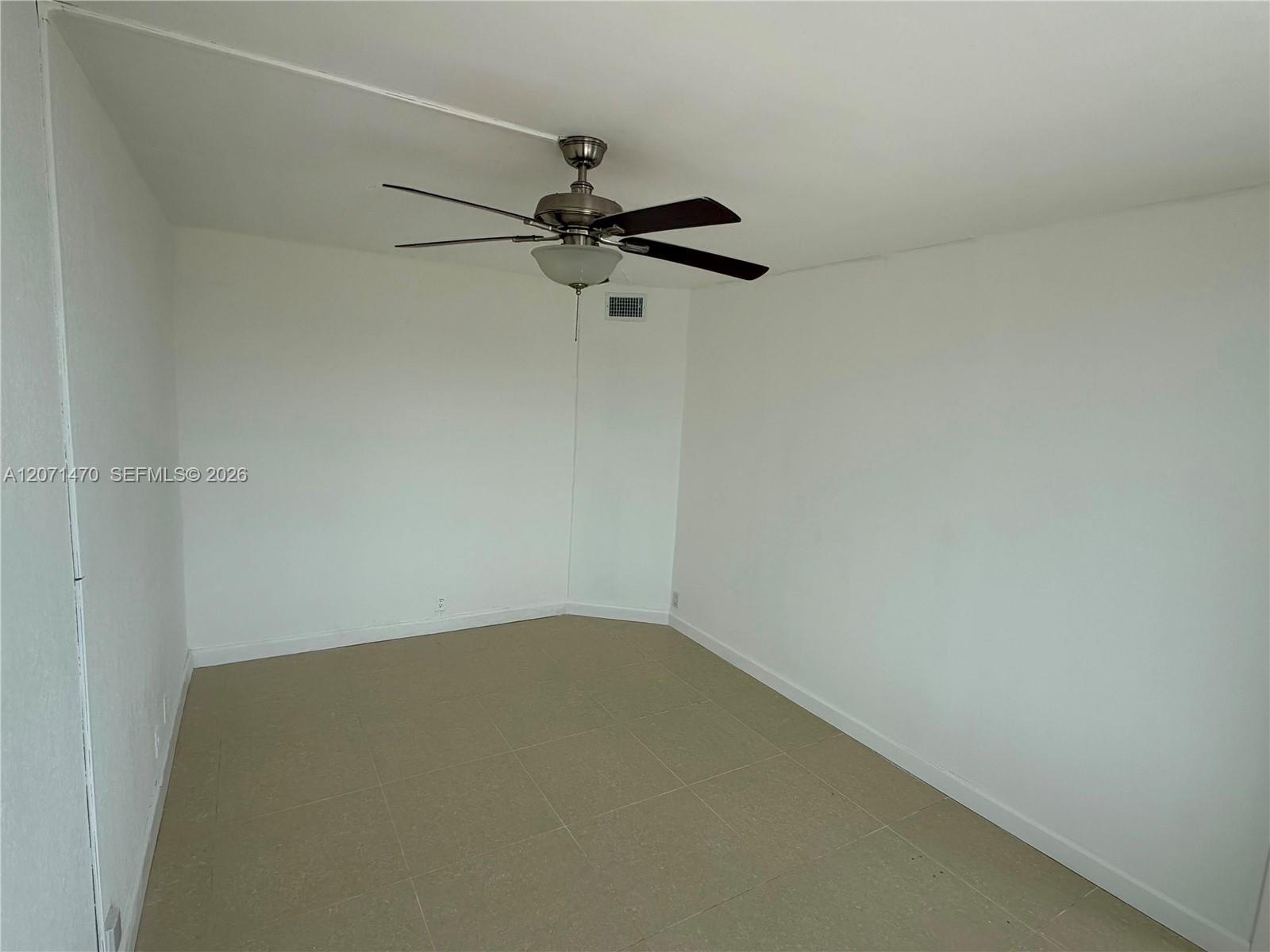 1000 West Ave # 330 View 15