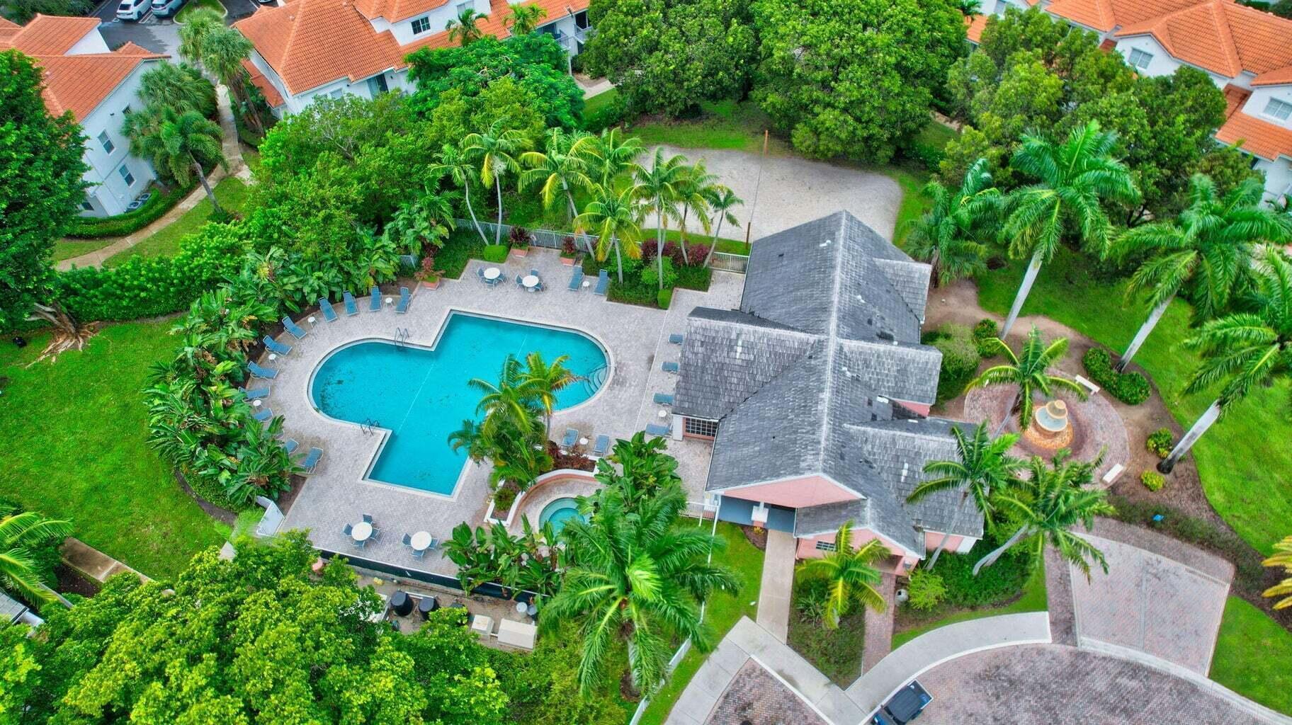 1020 CRYSTAL Way # M, Delray Beach FL 33444