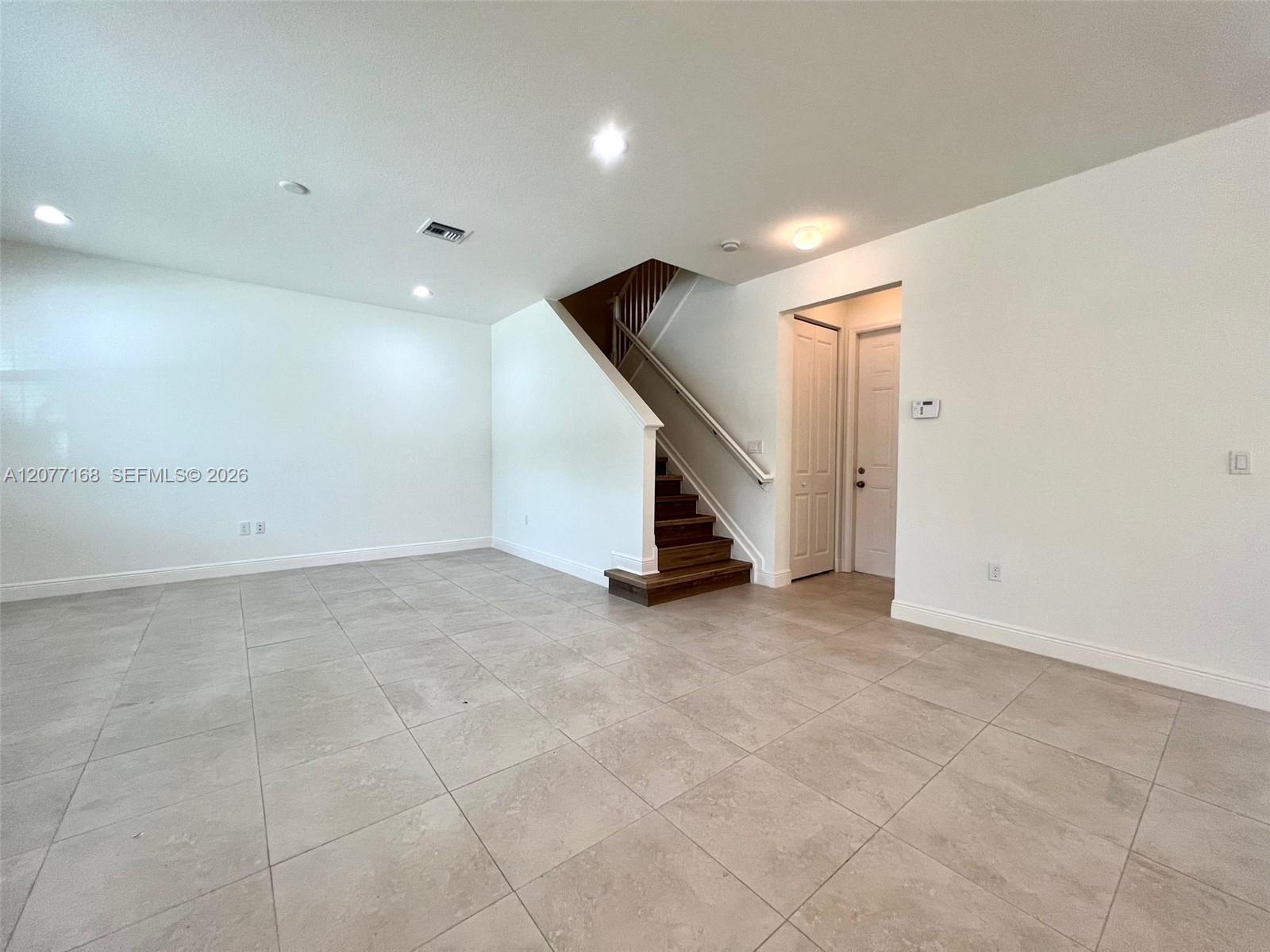 3280 NW 126th Ave — Photo 4
