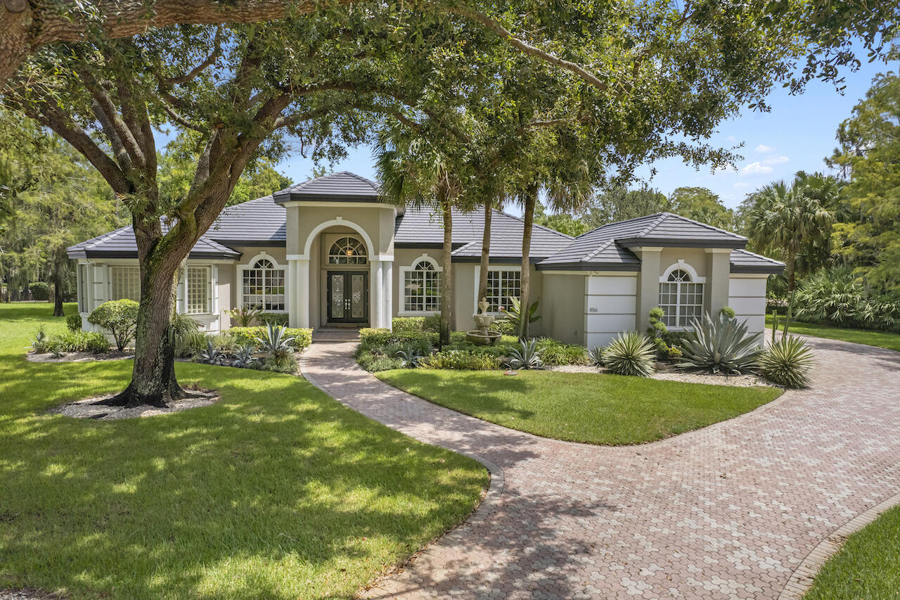 856 Forest Glen Lane, Wellington FL 33414