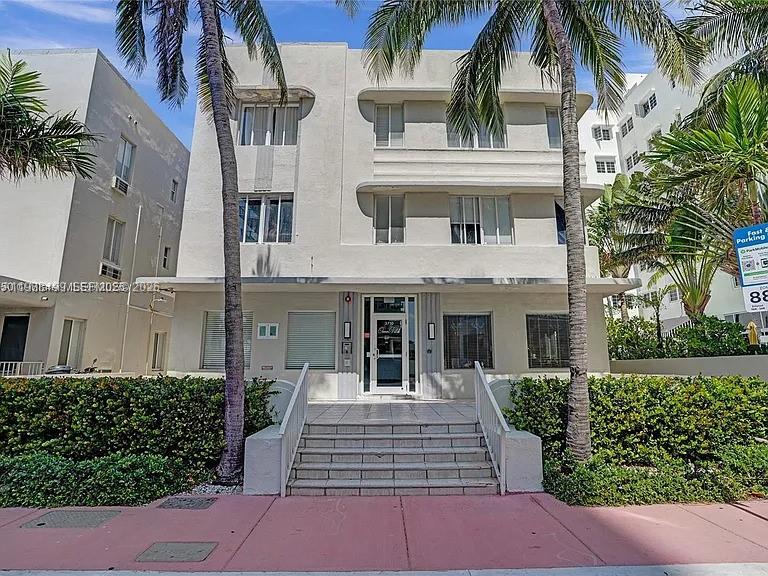 3710 Collins Ave # 310, Miami Beach FL 33140