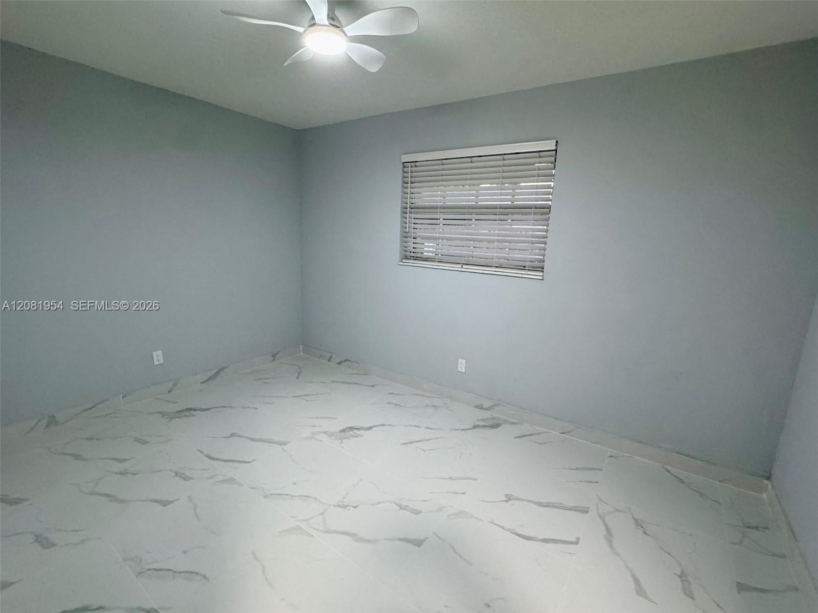1529 SW 22nd St # 1 — Photo 3