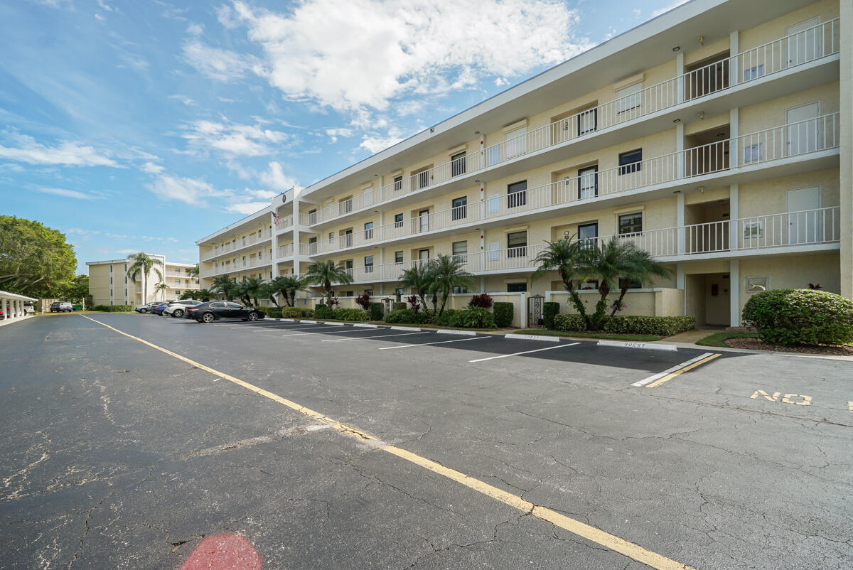 300 N Hwy A1A # 306, Jupiter FL 33477