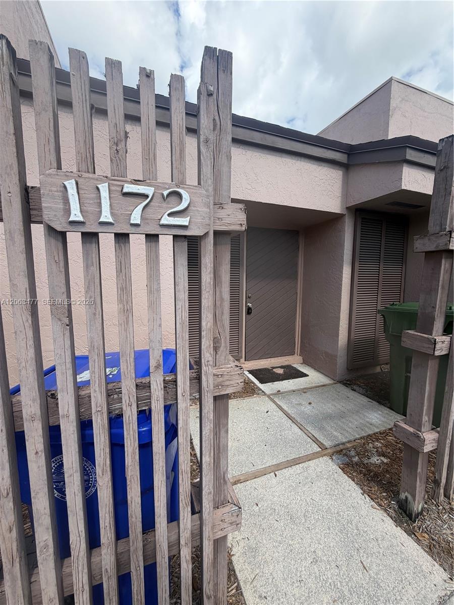 1172 NW 122nd Ter, Pembroke Pines FL 33026