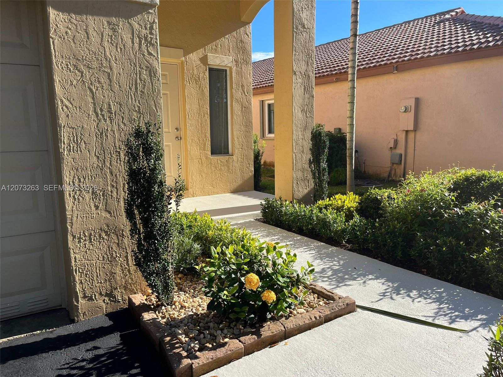 1542 Presidio Dr # 1542 — Photo 2