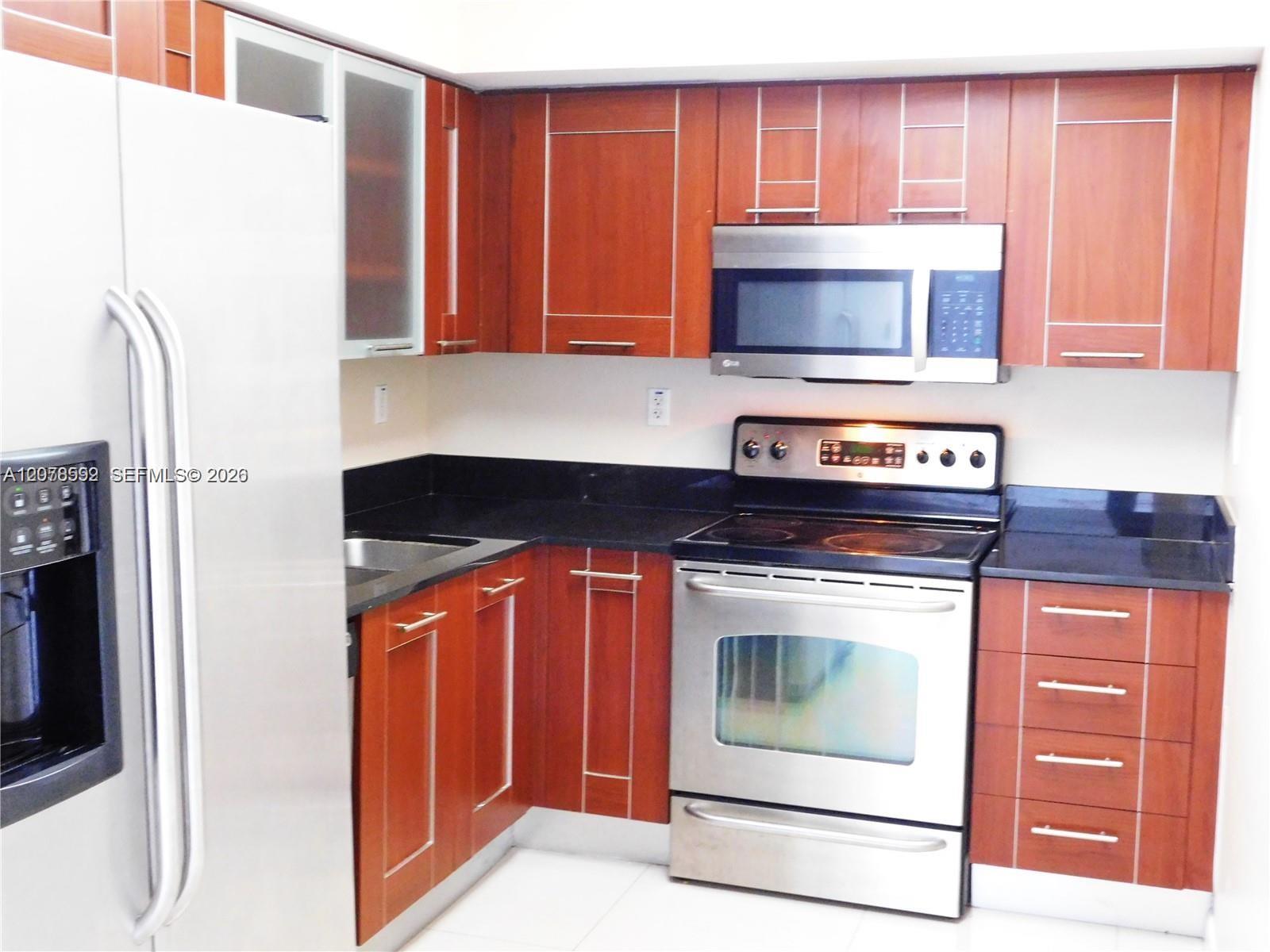3300 NE 191 St # 1002 — Photo 3