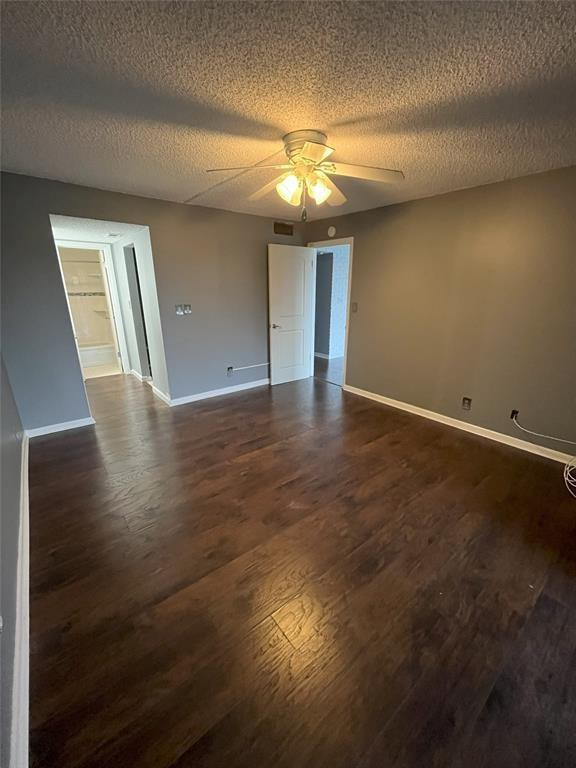 2320 S CYPRESS BEND Drive # 401 — Photo 5