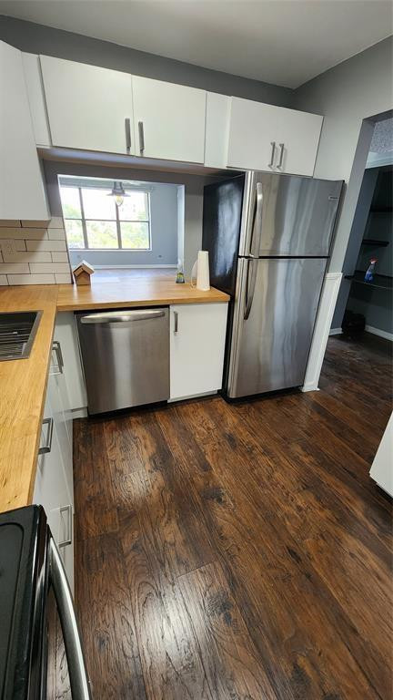 2320 S CYPRESS BEND Drive # 401, Pompano Beach FL 33069