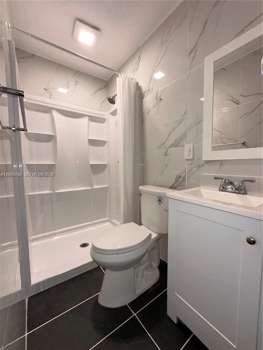 4441 NW 60th St # 4441 — Photo 2