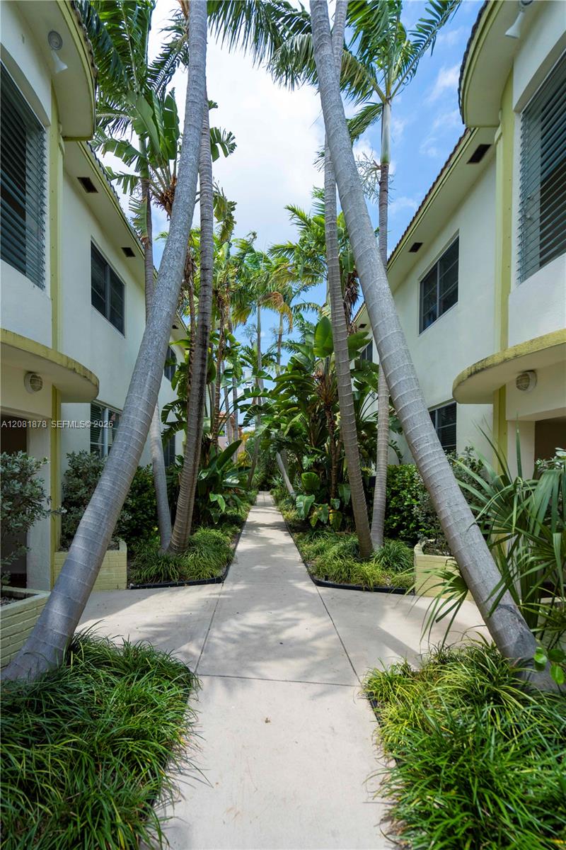 1007 Bay Dr # 104 — Photo 2