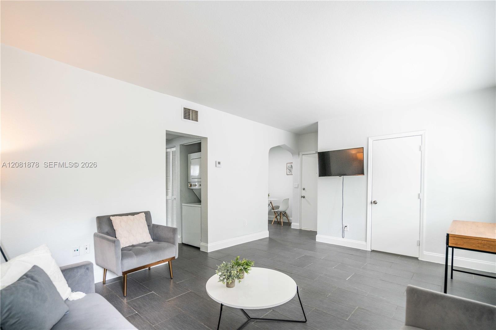 1007 Bay Dr # 104 — Photo 5