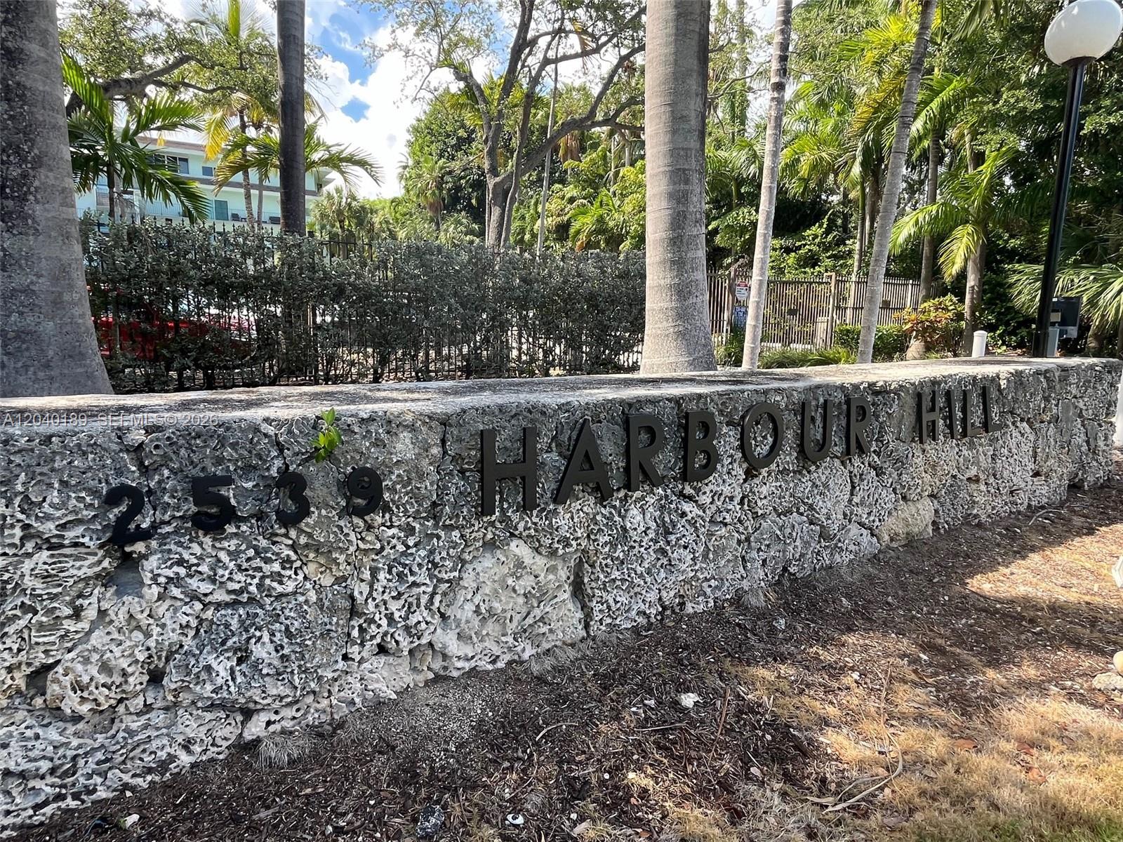2539 S Bayshore Dr # 320A, Miami FL 33133