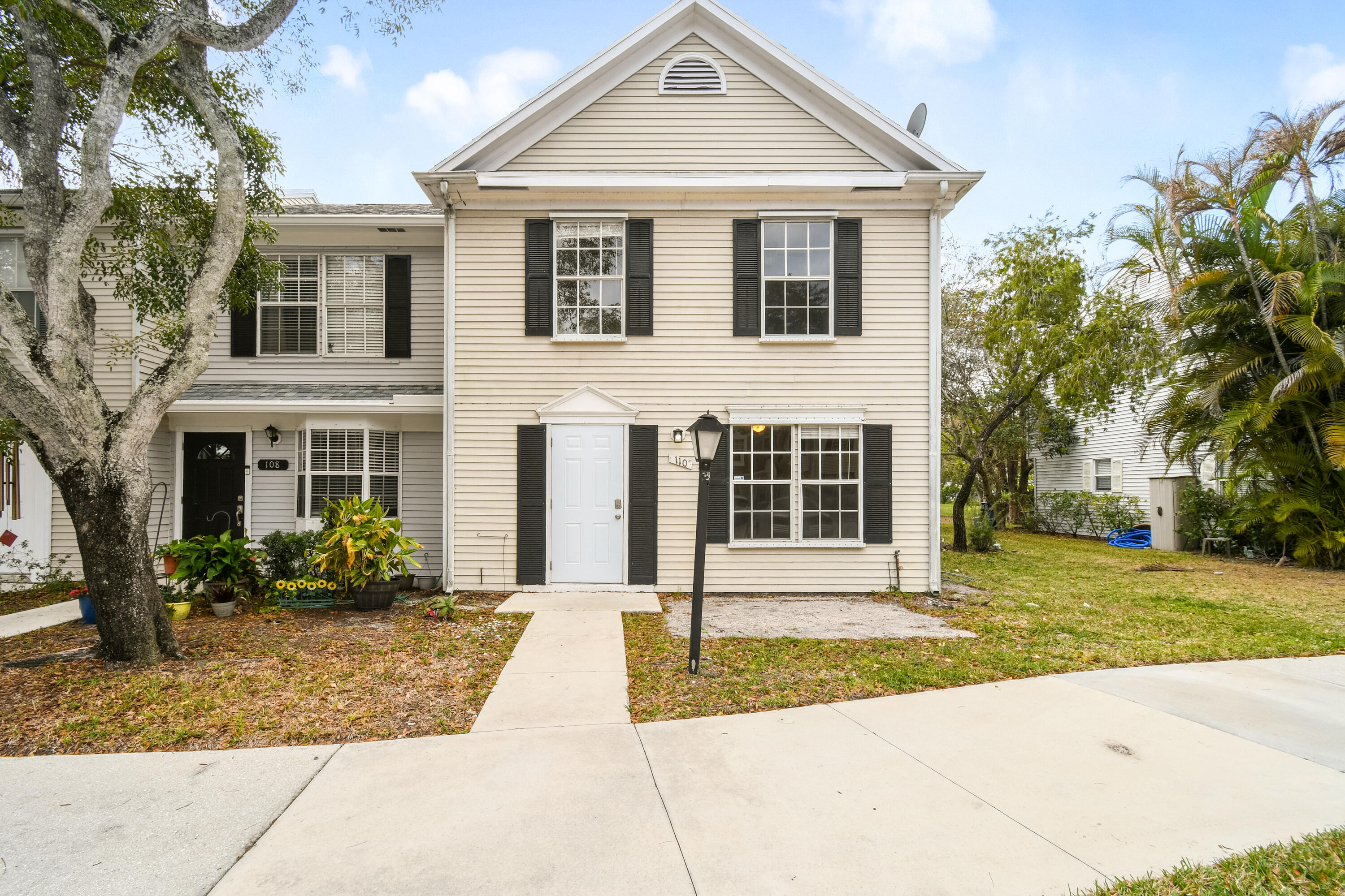 110 OLD ENGLISH Court, Jupiter FL 33458