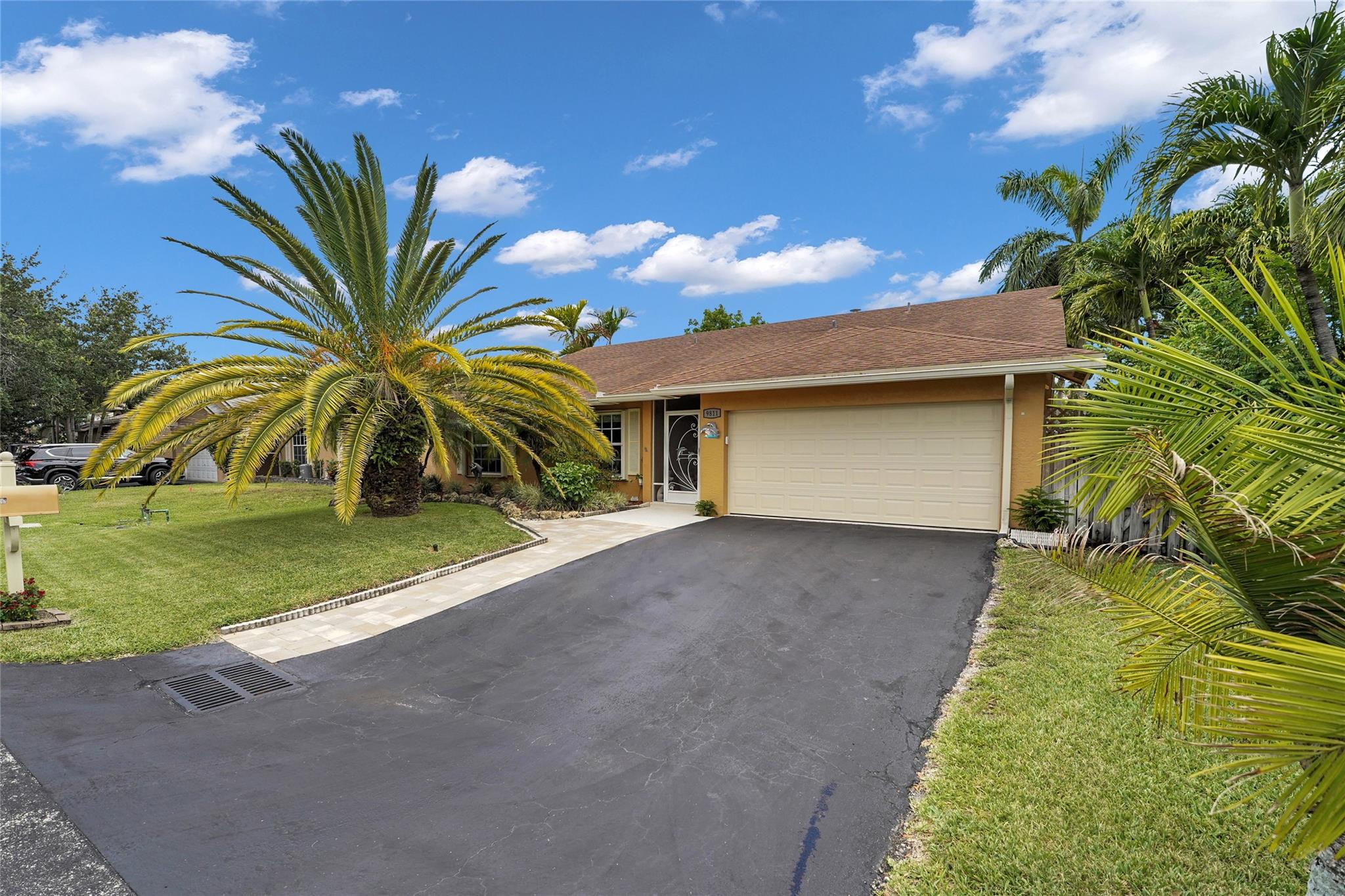 9811 NW 53rd Court — Photo 3