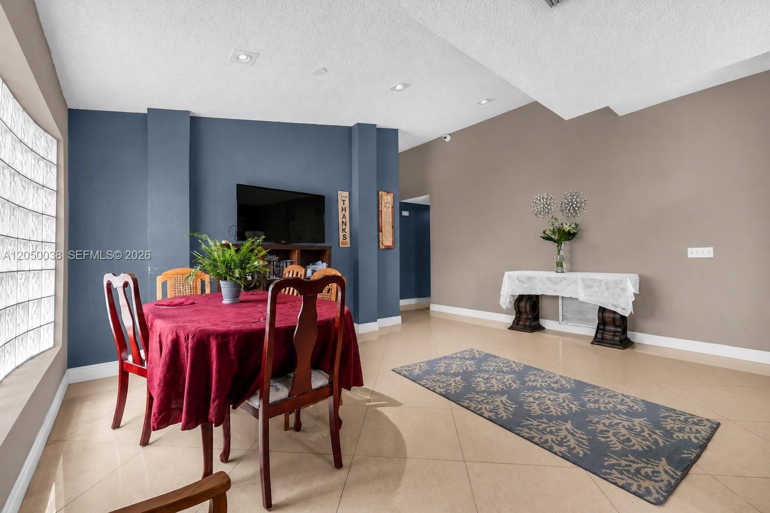 17971 SW 12th Ct — Photo 3