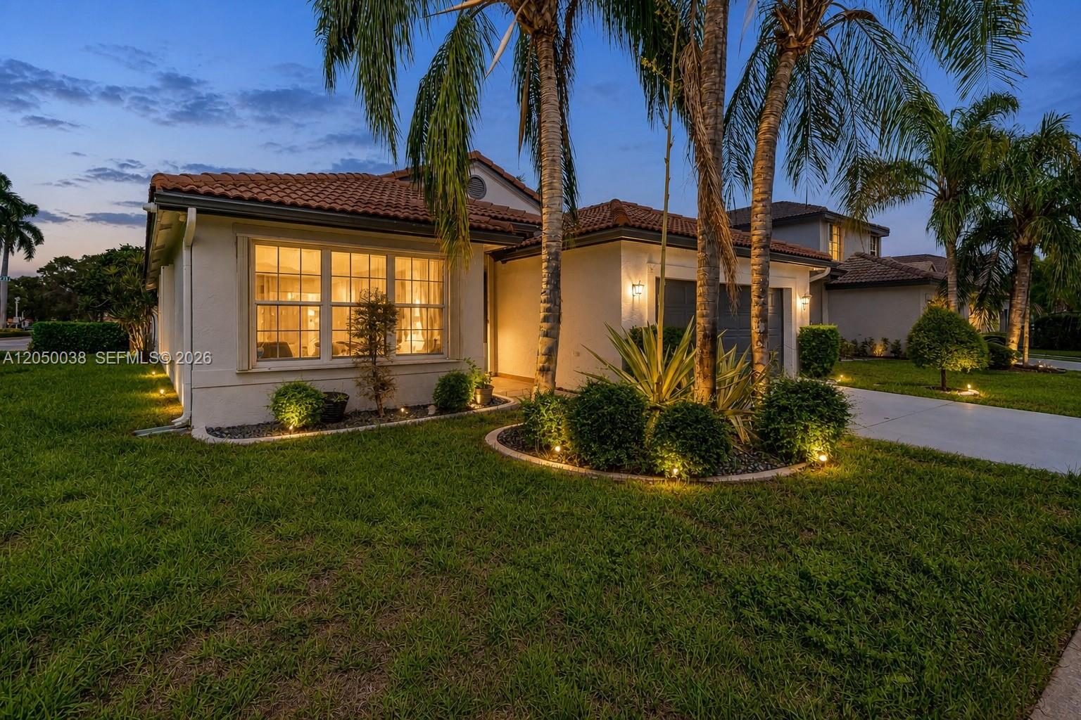 17971 SW 12th Ct — Photo 5