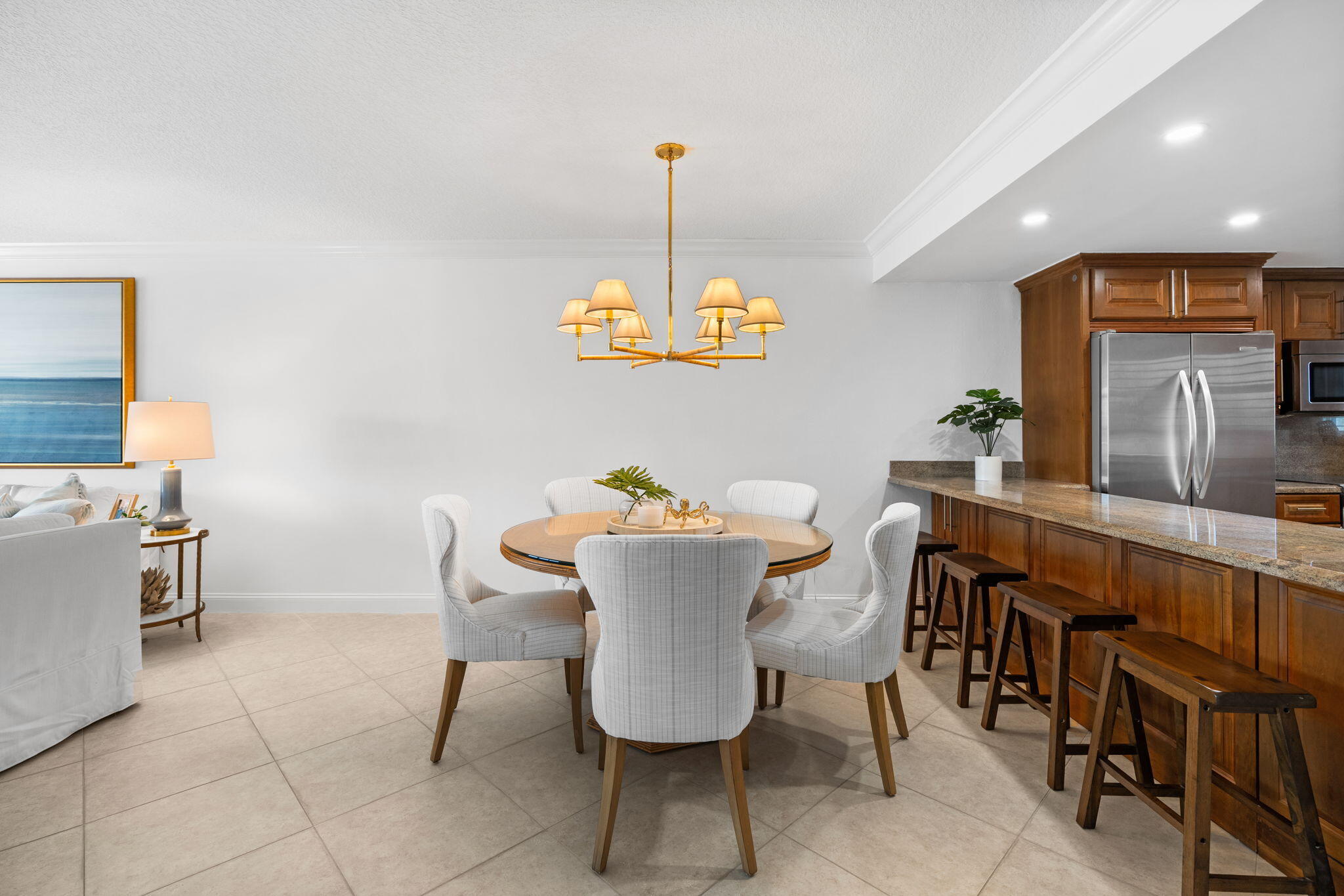 511 BAYSHORE Drive # 408 — Photo 4