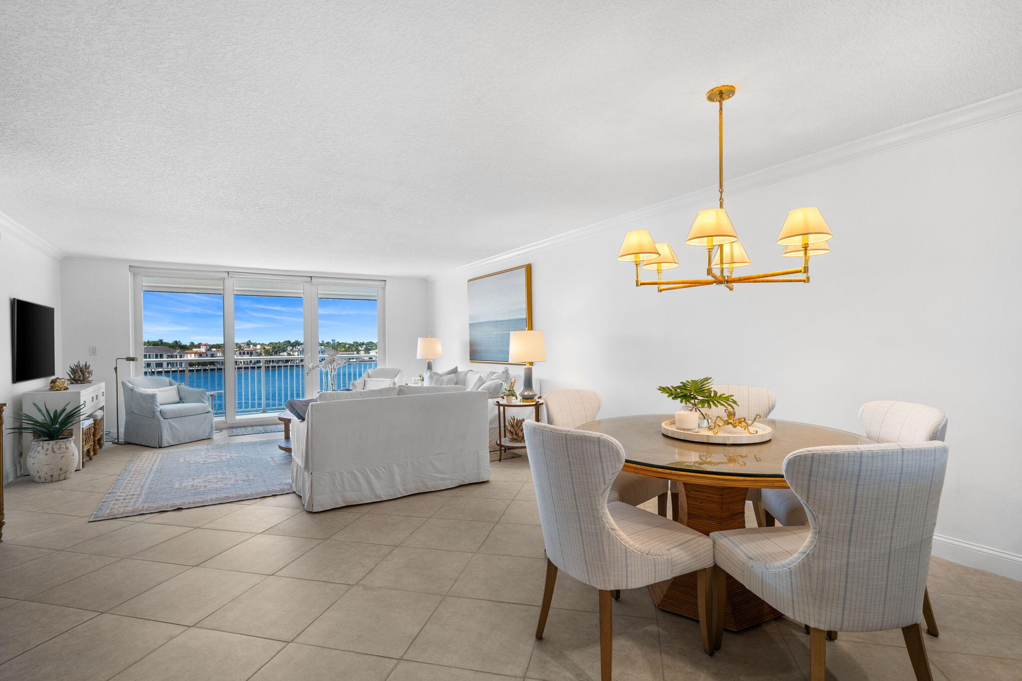 511 BAYSHORE Drive # 408 — Photo 3