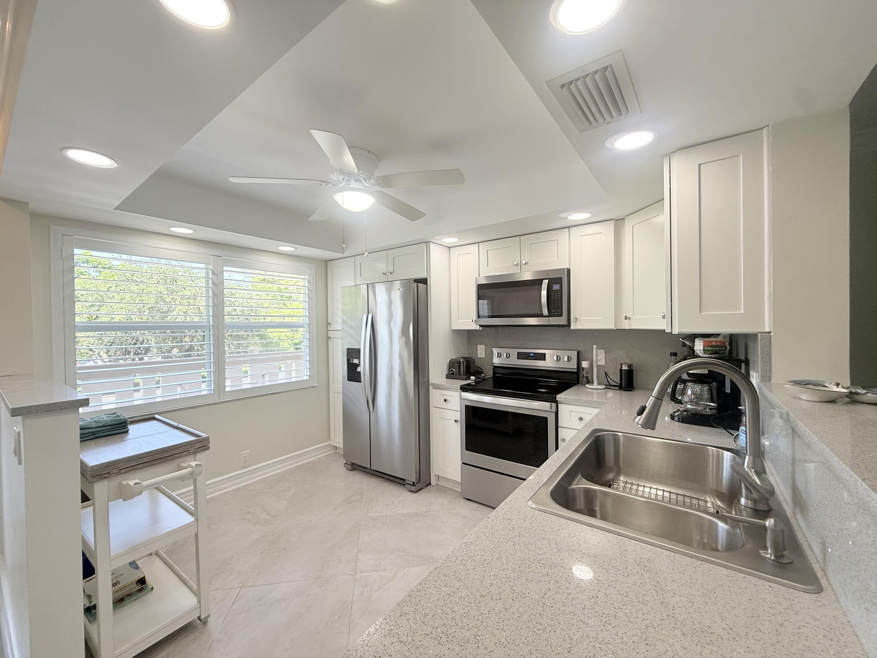 2301 Lucaya Lane # D3 — Photo 5
