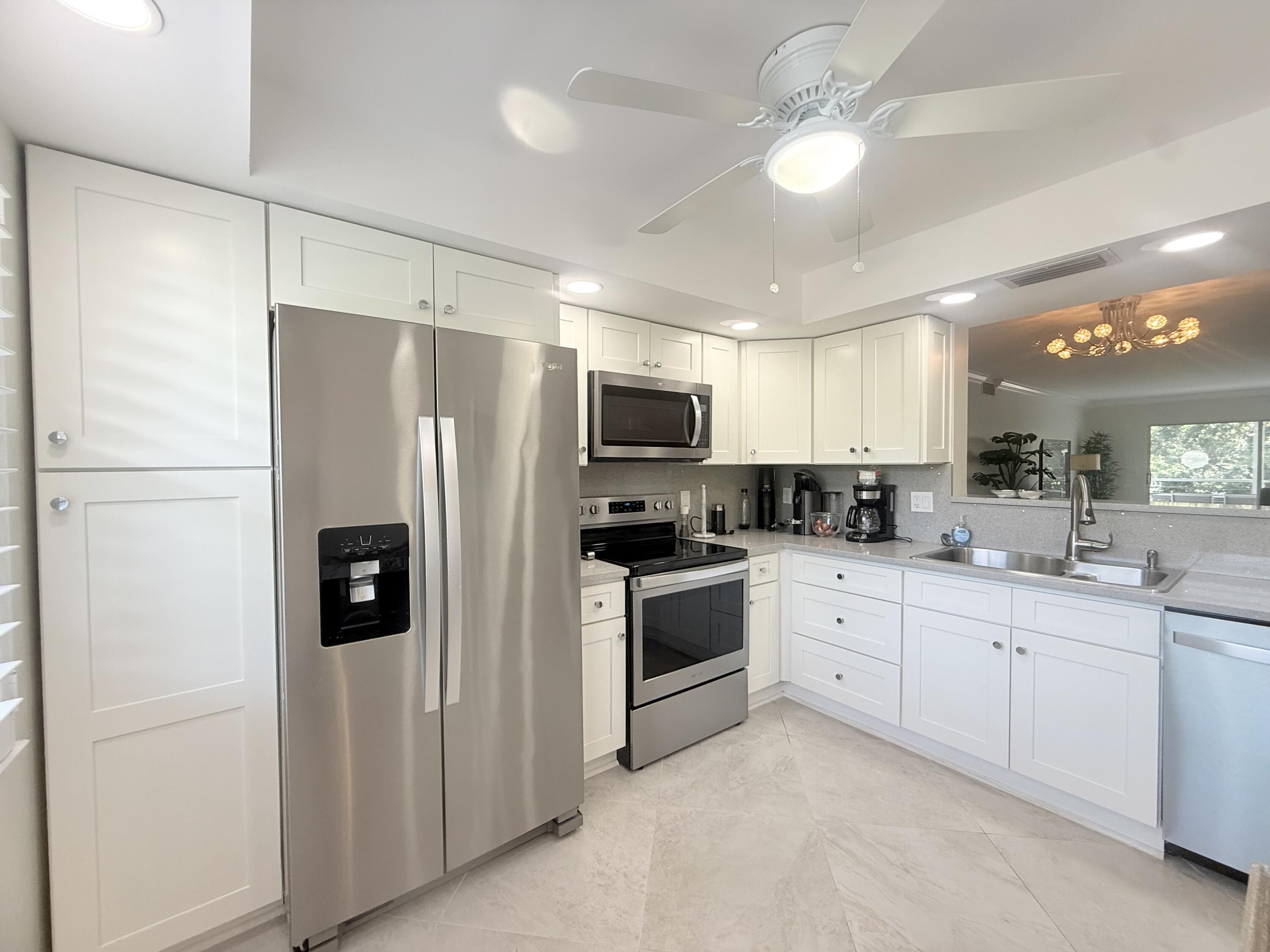 2301 Lucaya Lane # D3 — Photo 3