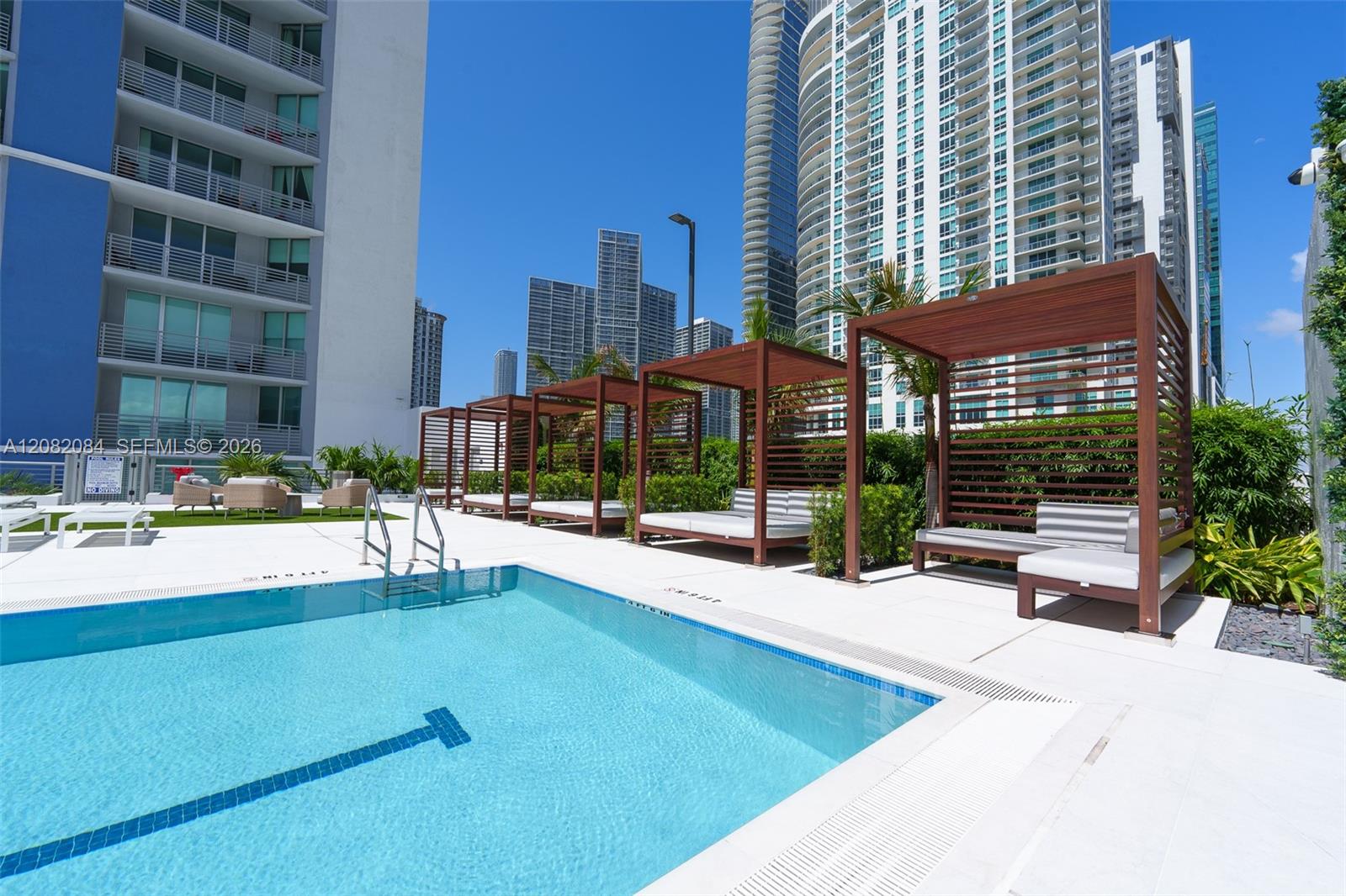 325 S Biscayne Blvd # 415 — Photo 4