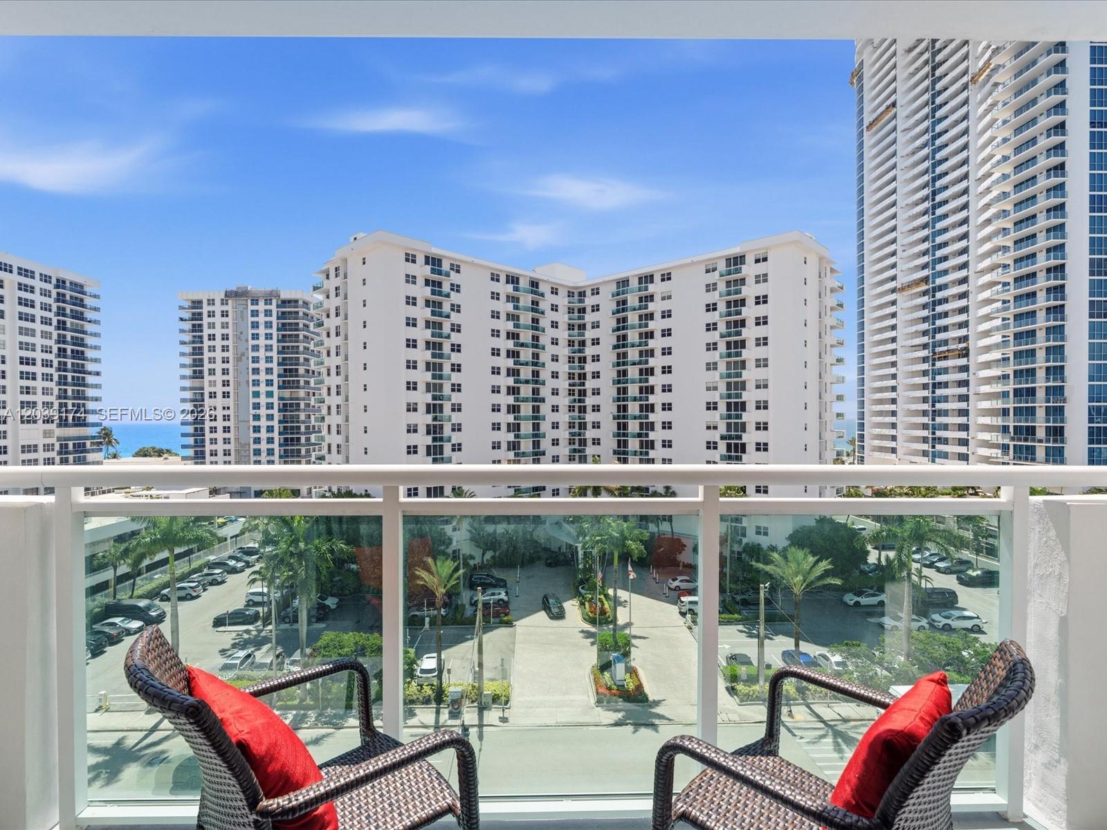 3000 S Ocean Dr # 718, Hollywood FL 33019