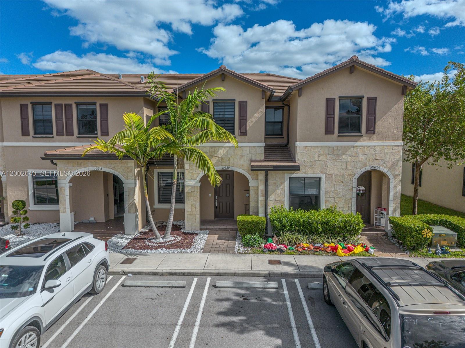10629 W 32nd Ln, Hialeah FL 33018