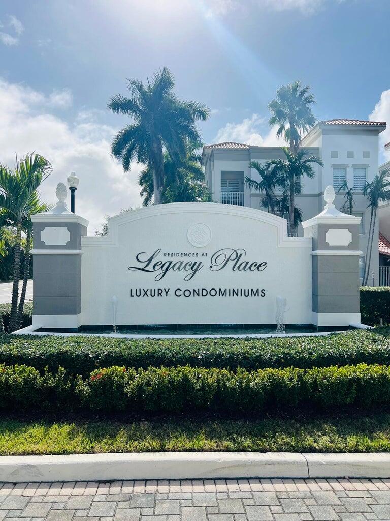 11021 Legacy Lane # 302, Palm Beach Gardens FL 33410