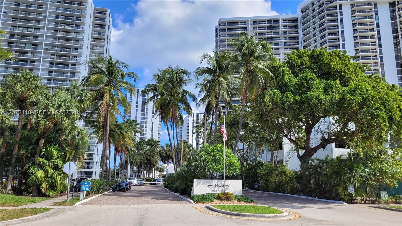 20515 E Country Club Dr # 1249, Aventura FL 33180