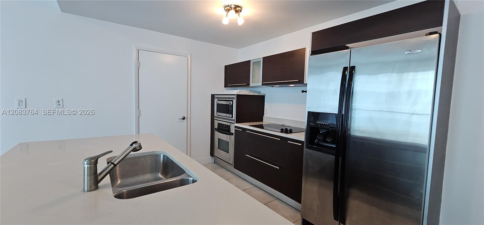 1900 N Bayshore Dr # 1617 — Photo 3