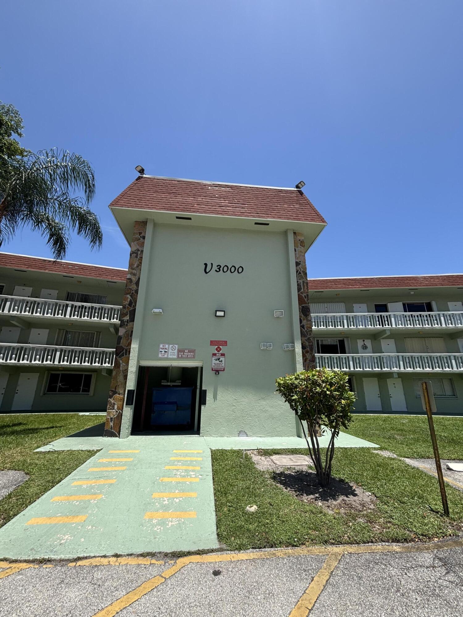 3000 SPRINGDALE Boulevard # 316, Palm Springs FL 33461