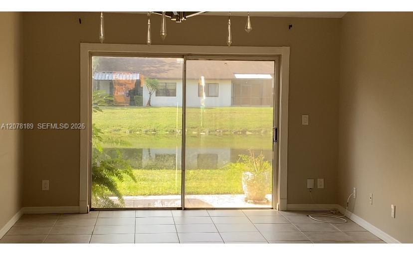 803 SW 119th Way # 803 — Photo 2