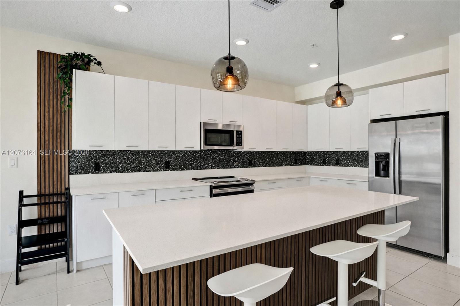 8001 NW 41st St # 109 — Photo 5