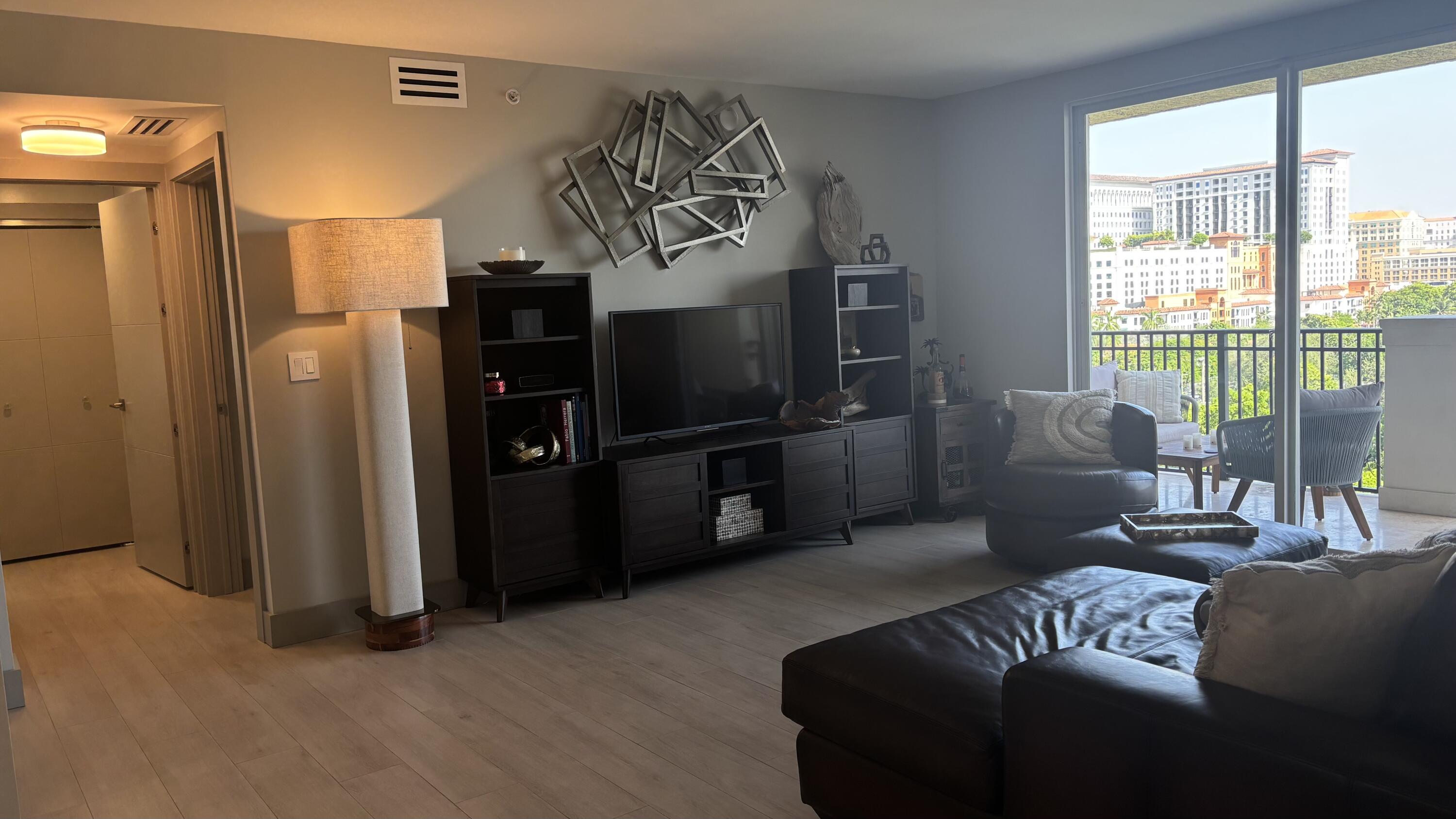 2650 SW 37th Avenue # 803 — Photo 2