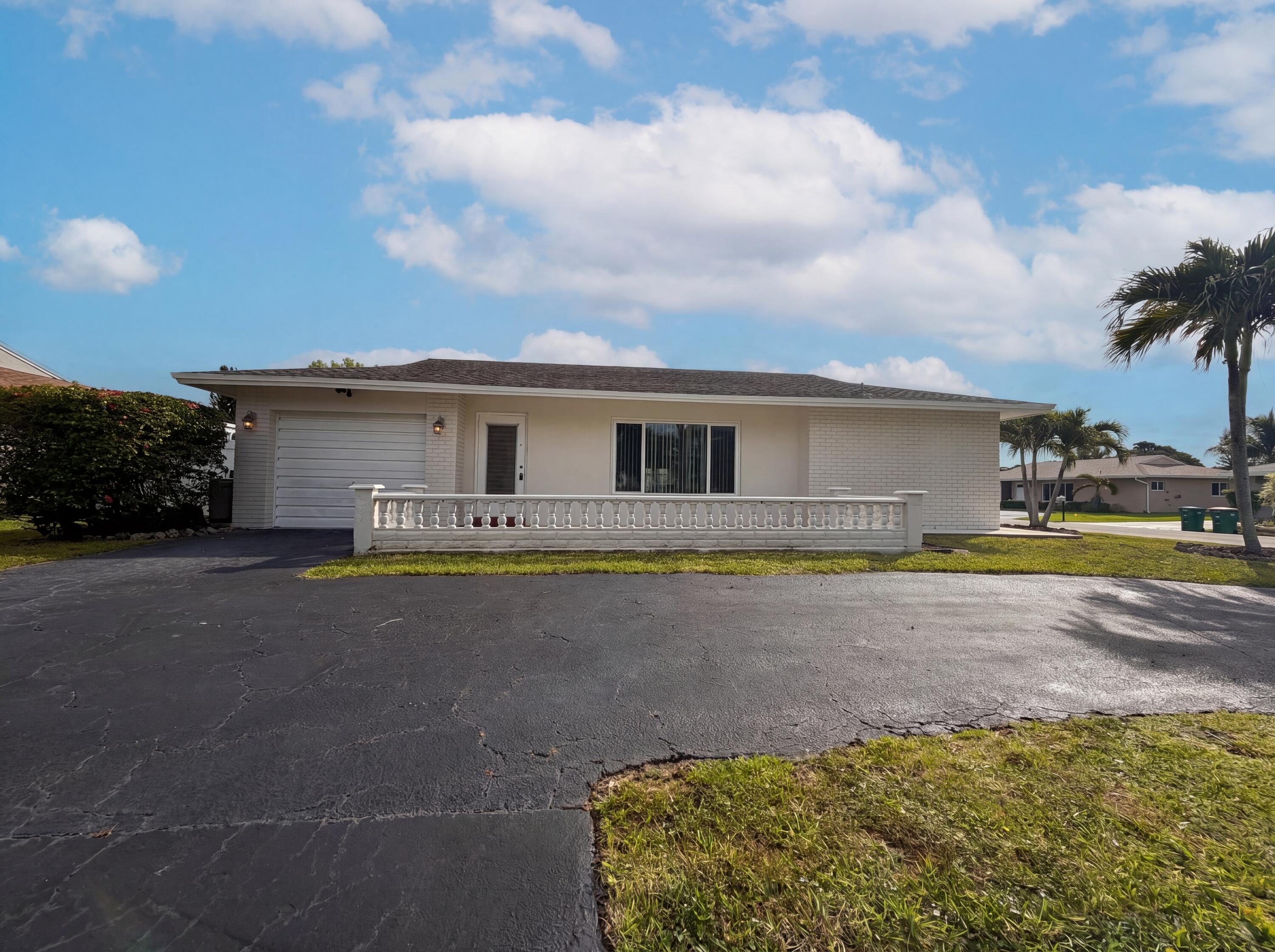9605 NW 81st, Tamarac FL 33321