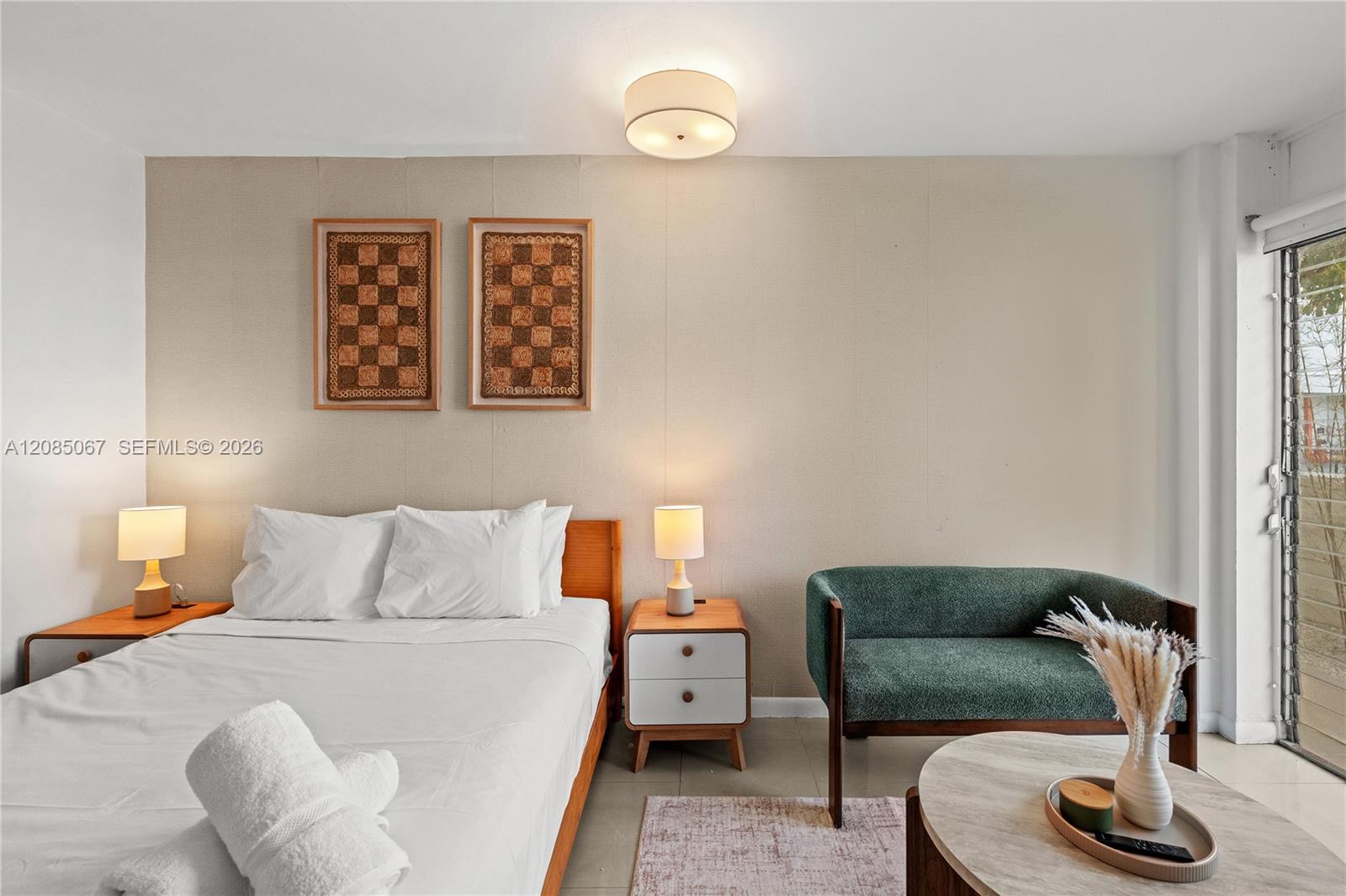 1685 Jefferson Ave # 7 — Photo 3