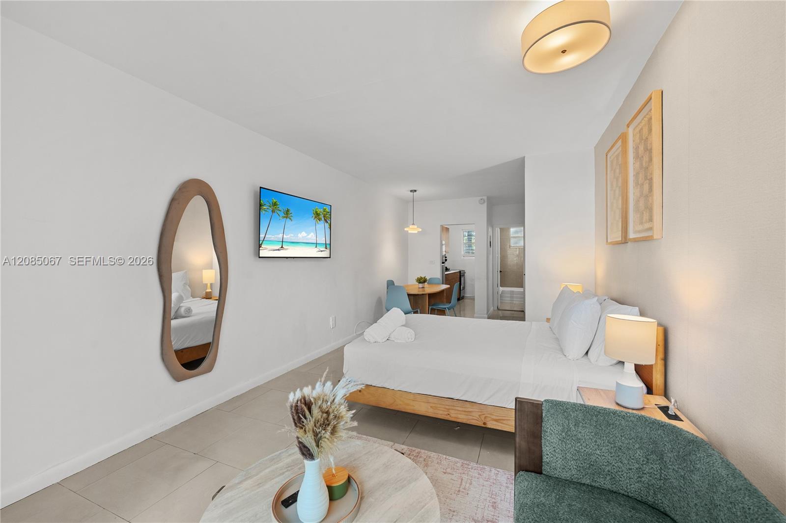 1685 Jefferson Ave # 7 — Photo 4